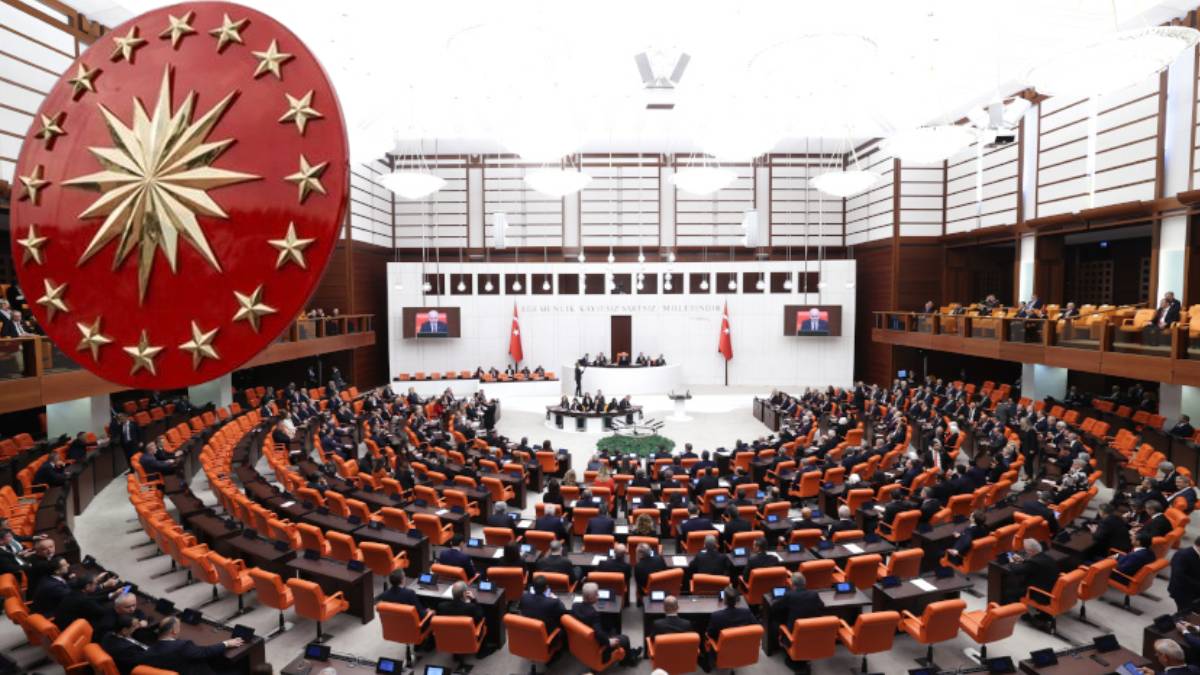Cumhurbaşkanlığı Hükümet Sistemi'nde revizyon hazırlığı: Bakanlar Meclis'ten seçilecek