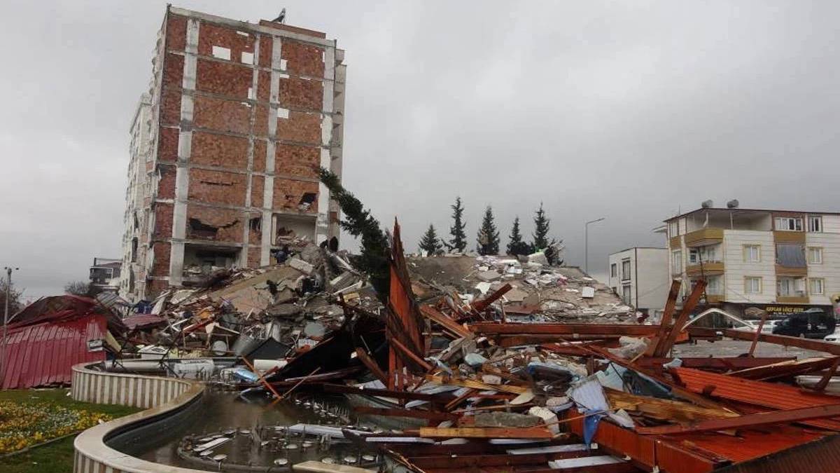 36 kişinin öldüğü Zümrüt Apartmanı davasında gerekçe açıklandı: 5 sanığa hapis, 6 sanığa beraat