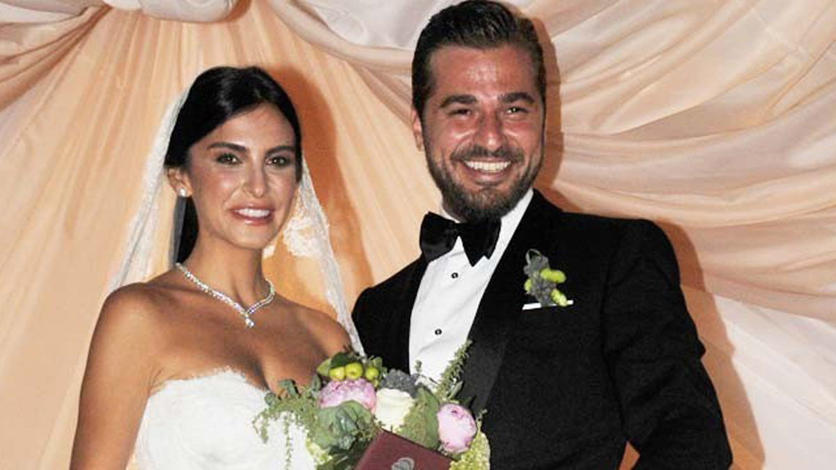 Engin Altan Düzyatan ve Neslişah Alkoçlar'dan romantik kutlama: Evlilikte 12 yıl geride kaldı!