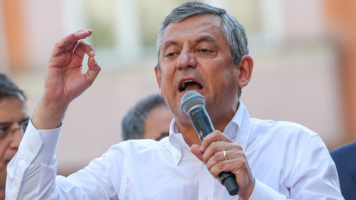 Özgür Özel açıkladı: İmamoğlu’nun savunma kitabının basımı durduruldu