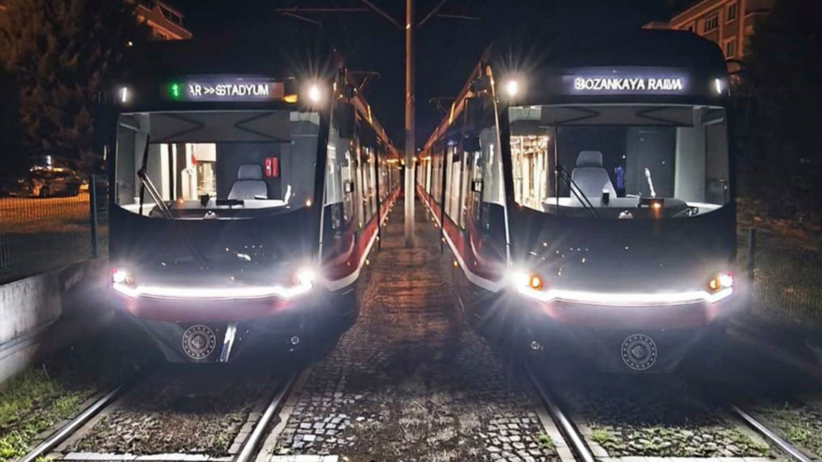 Yerli üretim 12 araçlık yeni tramvay filosunun ikincisi teslim edildi