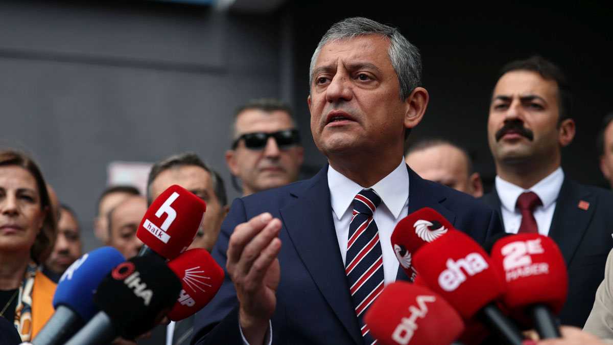 Özgür Özel’den 30 Ağustos mesajı: “Bir ülkenin kaderini değiştirmek inanmakla başlar”