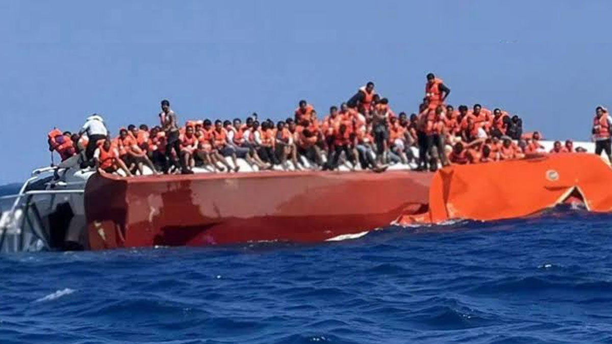 8 kişi öldü 18 kayıp: Denizde can pazarı