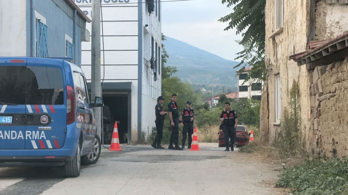 Tartıştığı kiracısını tüfekle öldürdü