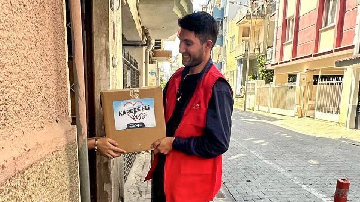 Başkan Anıl Yetişkin’den ihtiyaç sahibi ailelere gıda desteği