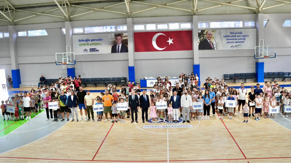Çorlu Belediyesi yaz spor okulları coşkulu bir kapanışla sona erdi