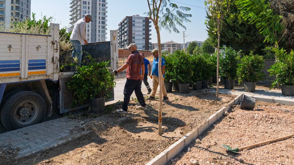 İzmir’in mahalle ruhu “yeşil dönüşümle” canlanıyor
