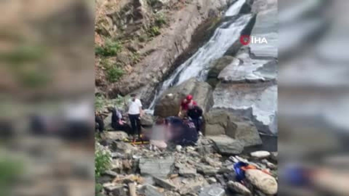 Uludağ'da korkunç kaza! 70 metrelik şelaleden düşen kadın hayatını kaybetti
