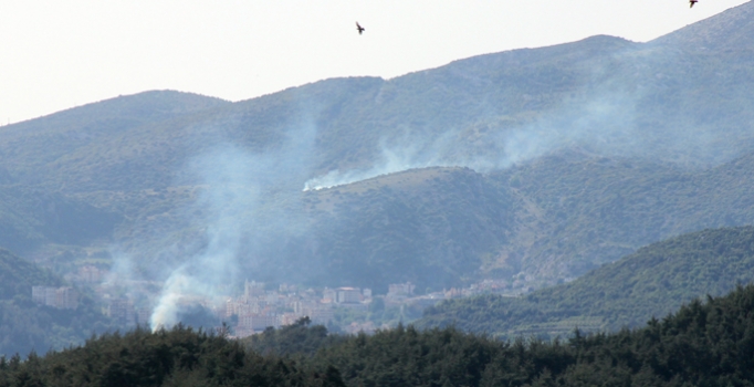 Esad'a bağlı birlikler İdlib 
ve Bayırbucak'a saldırdı