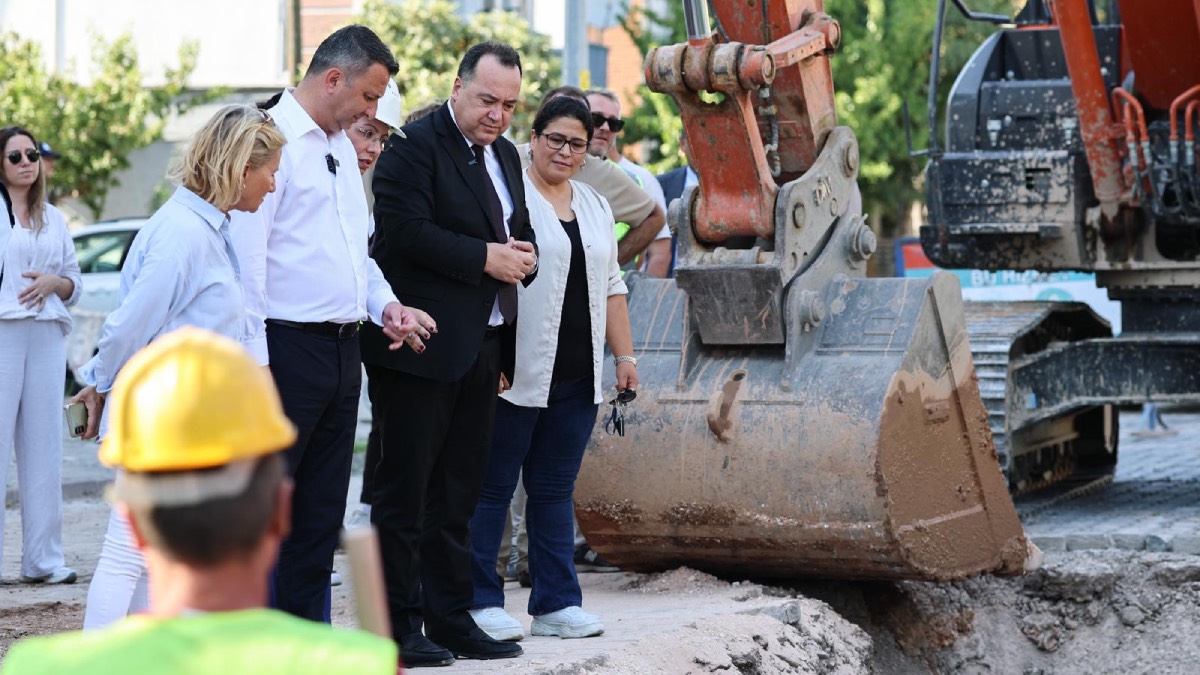Manisa’da altyapı ve yol çalışmalarına saha denetimi