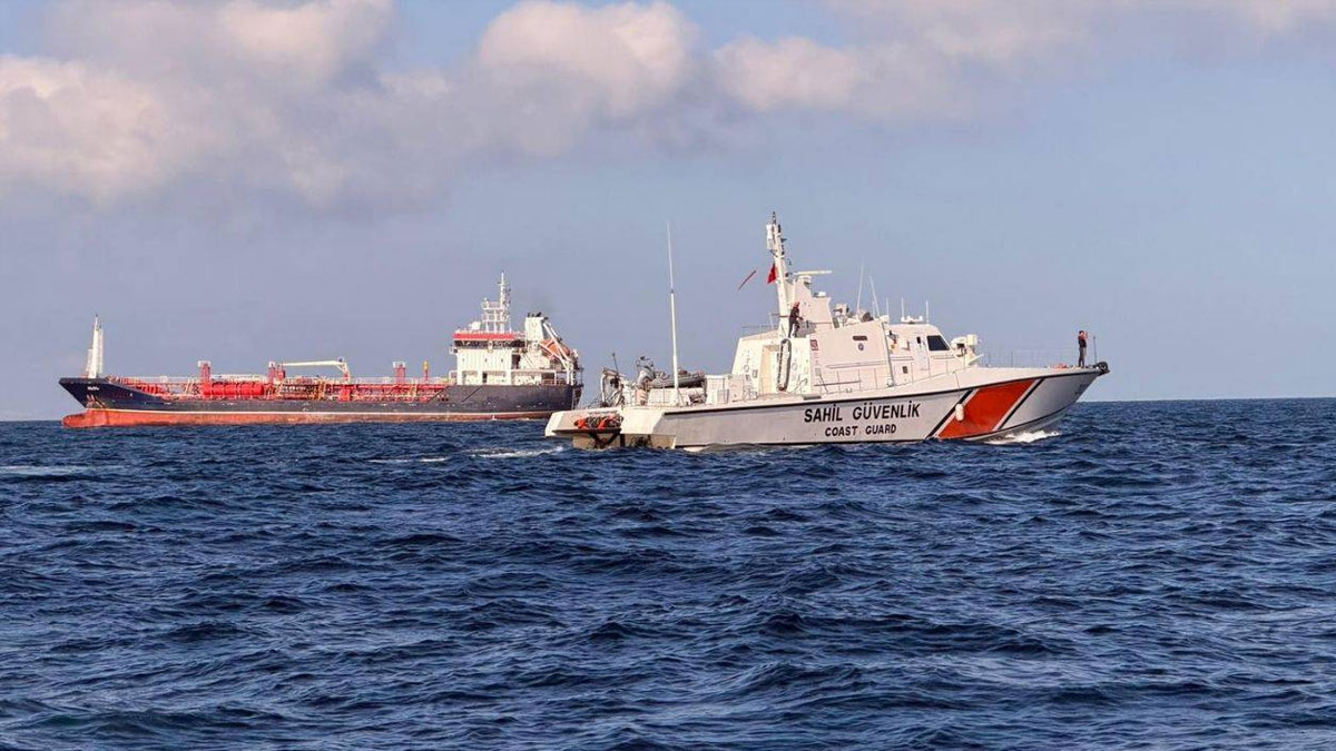 Facia göz göre göre geldi: Gemi kazasının telsiz kayıtları ortaya çıktı