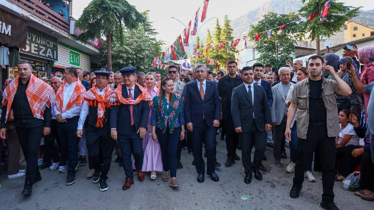 Elmalı’da 12. Temsili Yörük Göçü gerçekleştirildi
