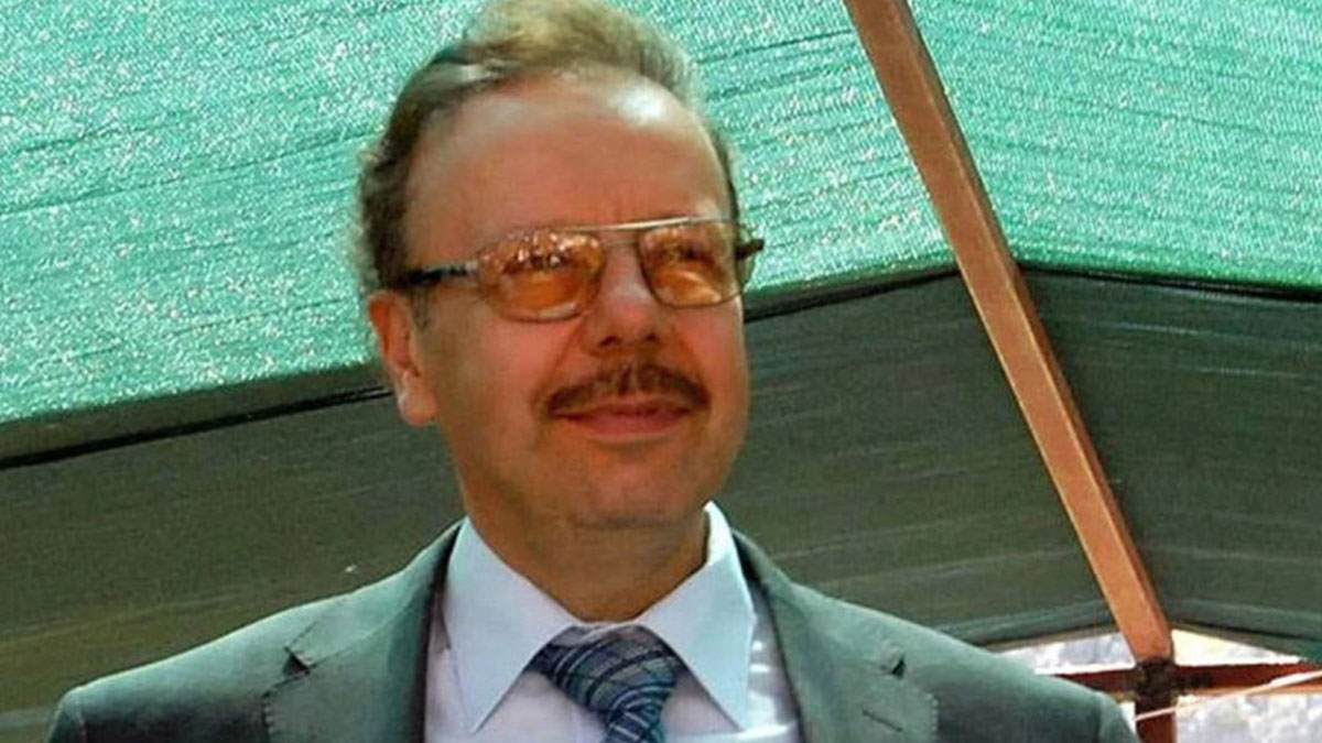 Eski Ulaştırma Bakanı Arif Ahmet Denizolgun'un doktoruna gözaltı