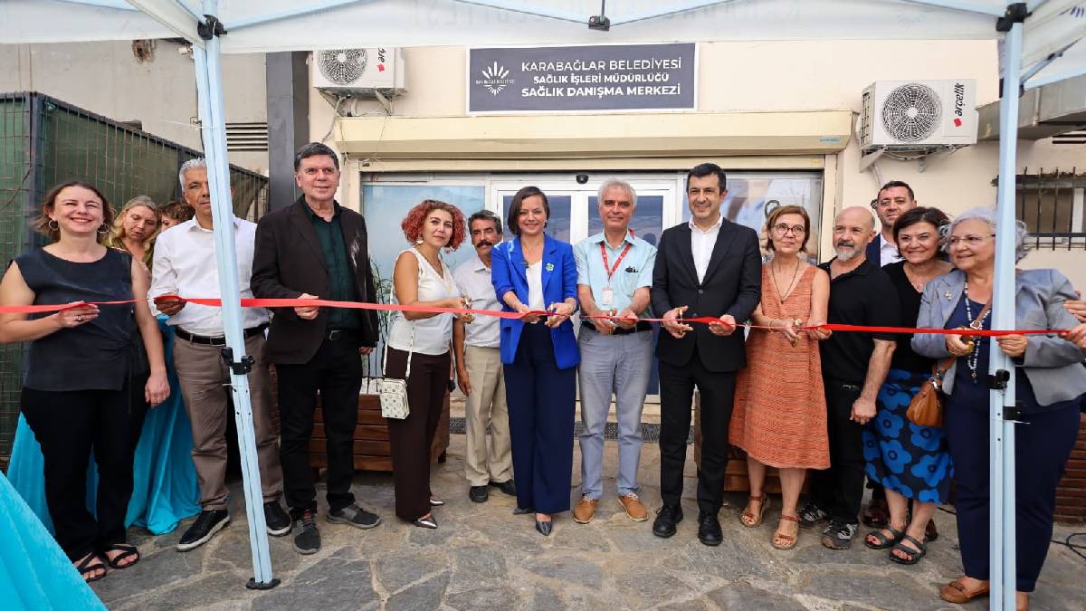 Karabağlar ‘da örnek hizmet: Gönüllü Danışmanlık ve Test Merkezi