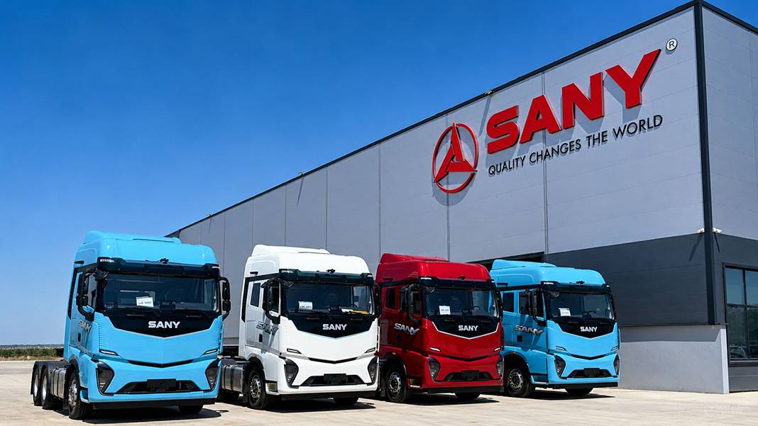 Dünya elektrikli TIR devi Türkiye'de üretime başladı: Tek şarjla 500 kilometre