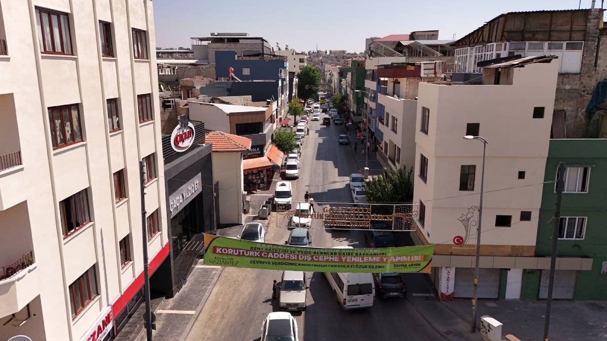 Gaziantep Büyükşehirden kentin ana caddelerine estetik dokunuş