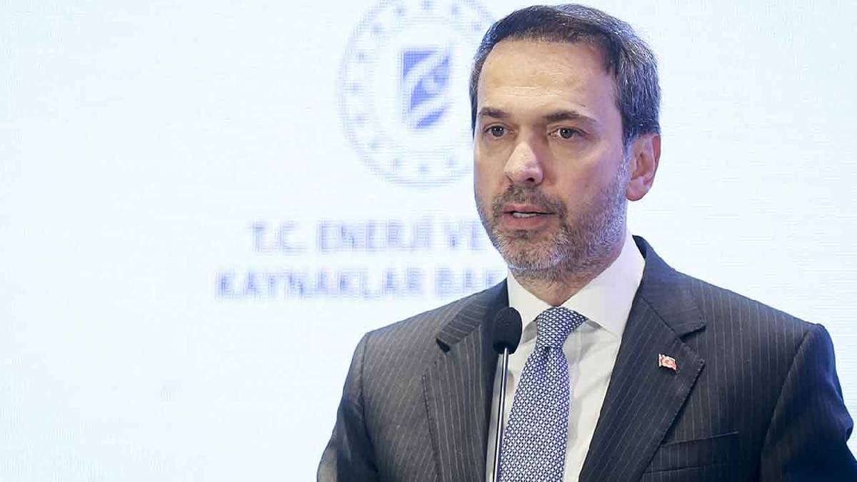 Bakan Bayraktar: Elektrikleşmeye yüzde 100 inanıyoruz