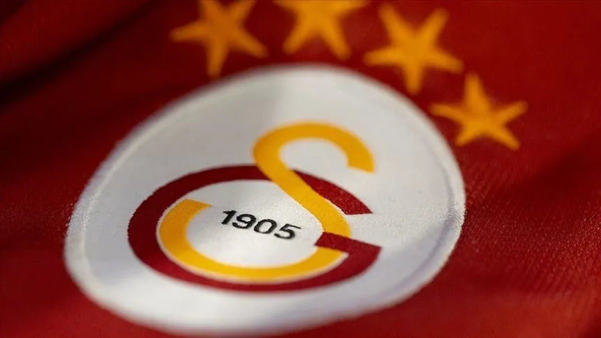 Galatasaray transfer sezonunu yıldızlarla kapattı