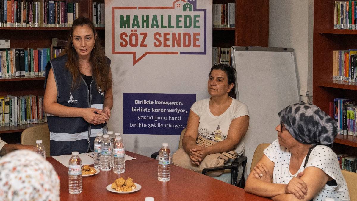 Büyükşehir mahallelinin sesini dinliyor