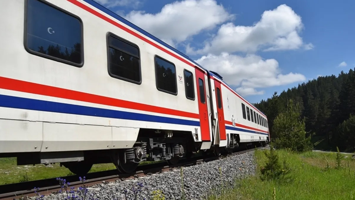 Tren biletlerinde yeni dönem: Boş yer açılınca bildirim gelecek