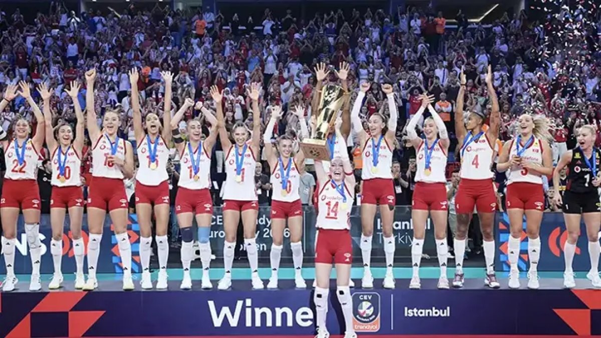 TVF Başkanı Üstündağ: “Sırada olimpiyat madalyası var”