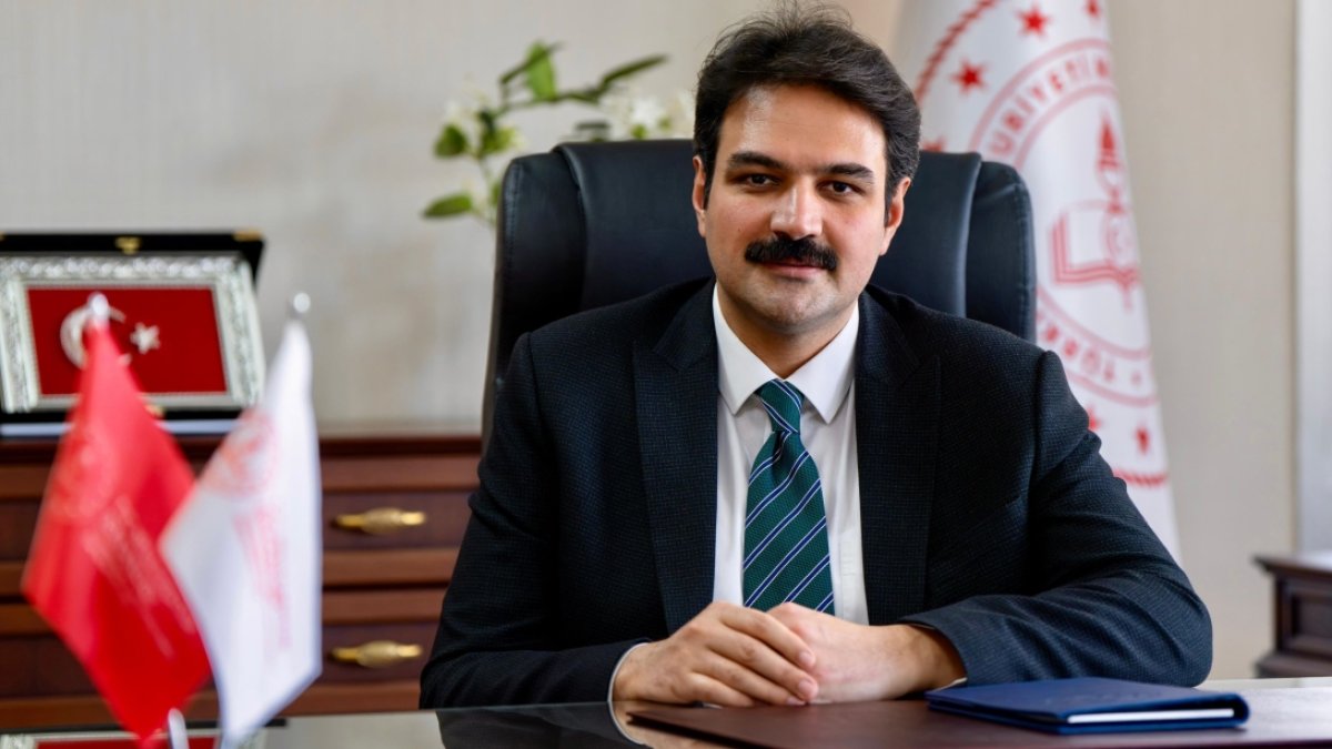 MEB'de gece yarısı ataması: Yükseköğretim ve Yurt Dışı Eğitim Genel Müdürü Faruk Berat Akçeşme kimdir, nereli?