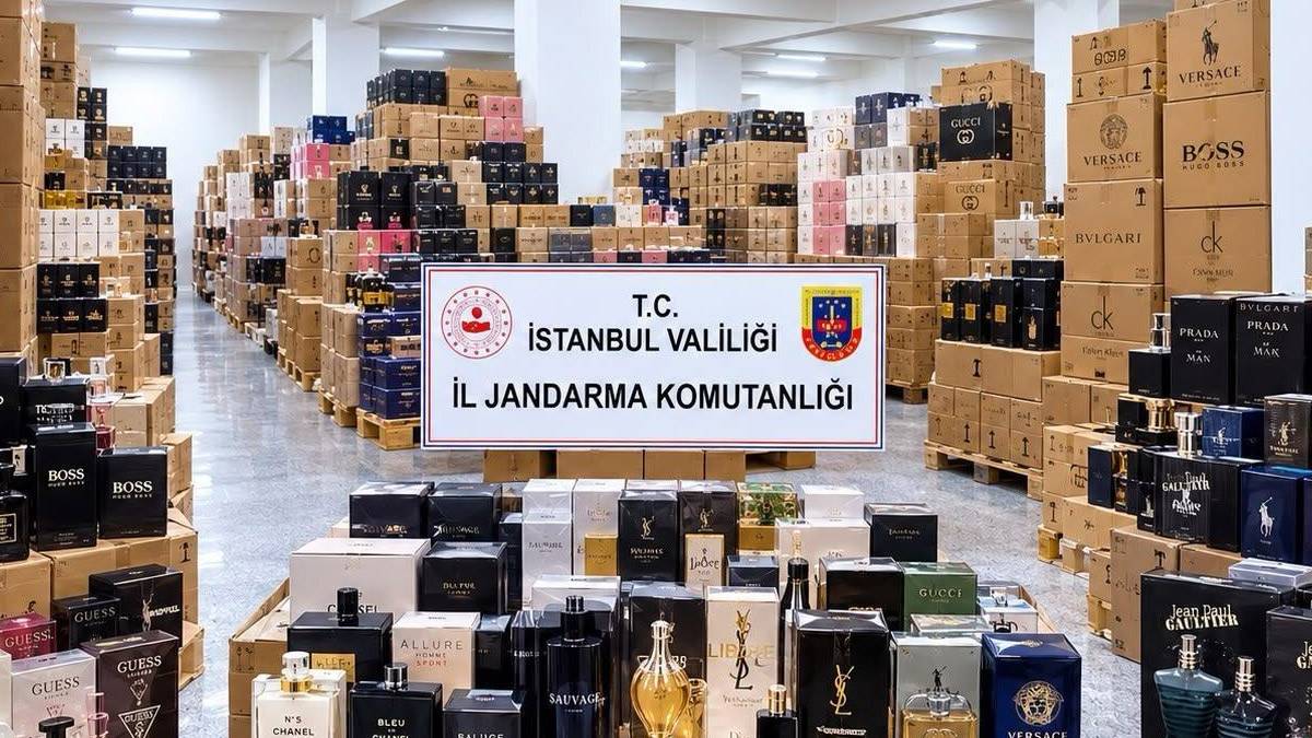 Bağcılar'da 200 milyon liralık sahte parfüm operasyonu: Sahte parfümlere gerçek markaların karekodlarını koydular