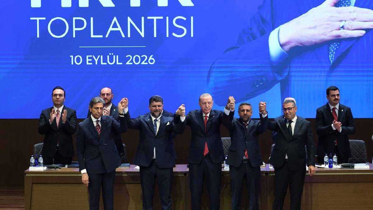AK Parti'ye 4 belediye başkanı daha katıldı: Üçü CHP'den