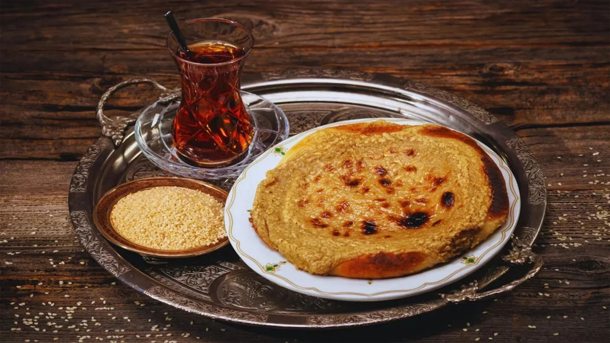 Bursa'nın meşhur tahinli pidesi evde nasıl yapılır? İşte orijinal tarif!