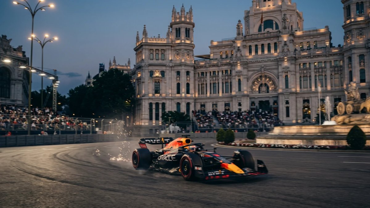 Formula 1’in ilk Madrid yarışında tarihi zafer