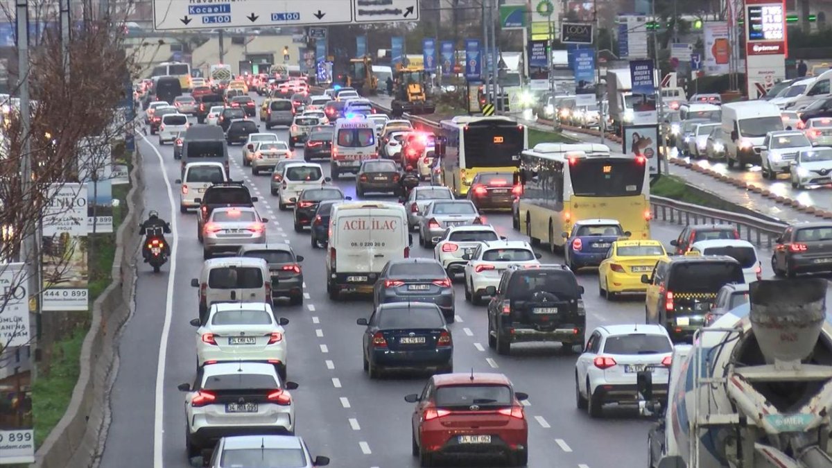 Okullar açılıyor: İstanbul'da ulaşım ücretsiz olacak