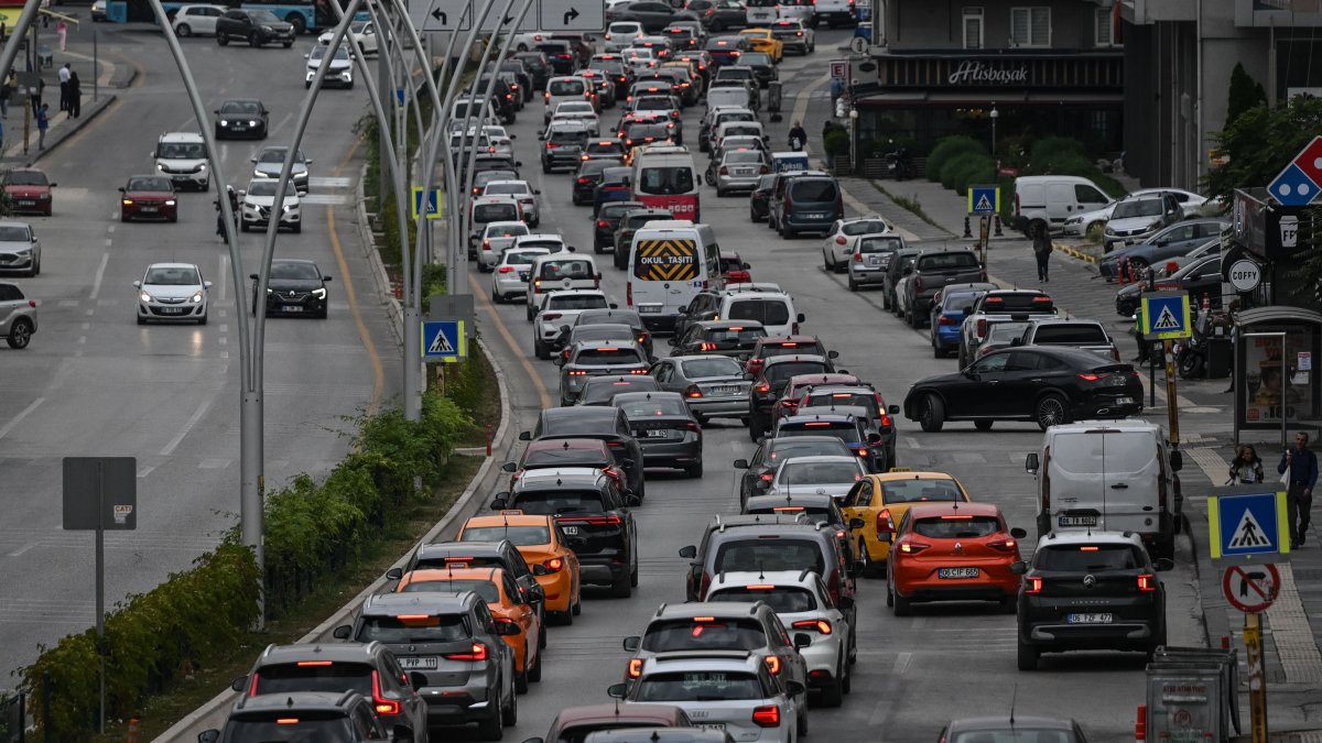 Okul dönemi trafik araştırması: Sürücülerin yüzde 59’u yoğunluktan şikayetçi