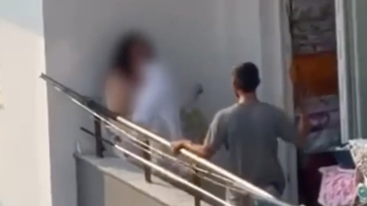 'Sen beni aldatıyor musun?' diyen kadına dehşeti yaşattı! Birlikte yaşadığı kadını sopayla darp etti, gözaltına alındı