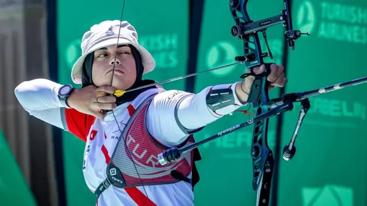 Milli okçu Elif Berra Gökkır’dan bronz madalya
