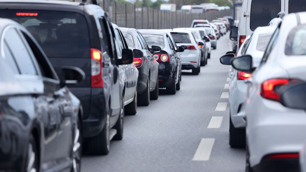 Okul dönemi trafiğinde sürücüleri en çok ne zorluyor?