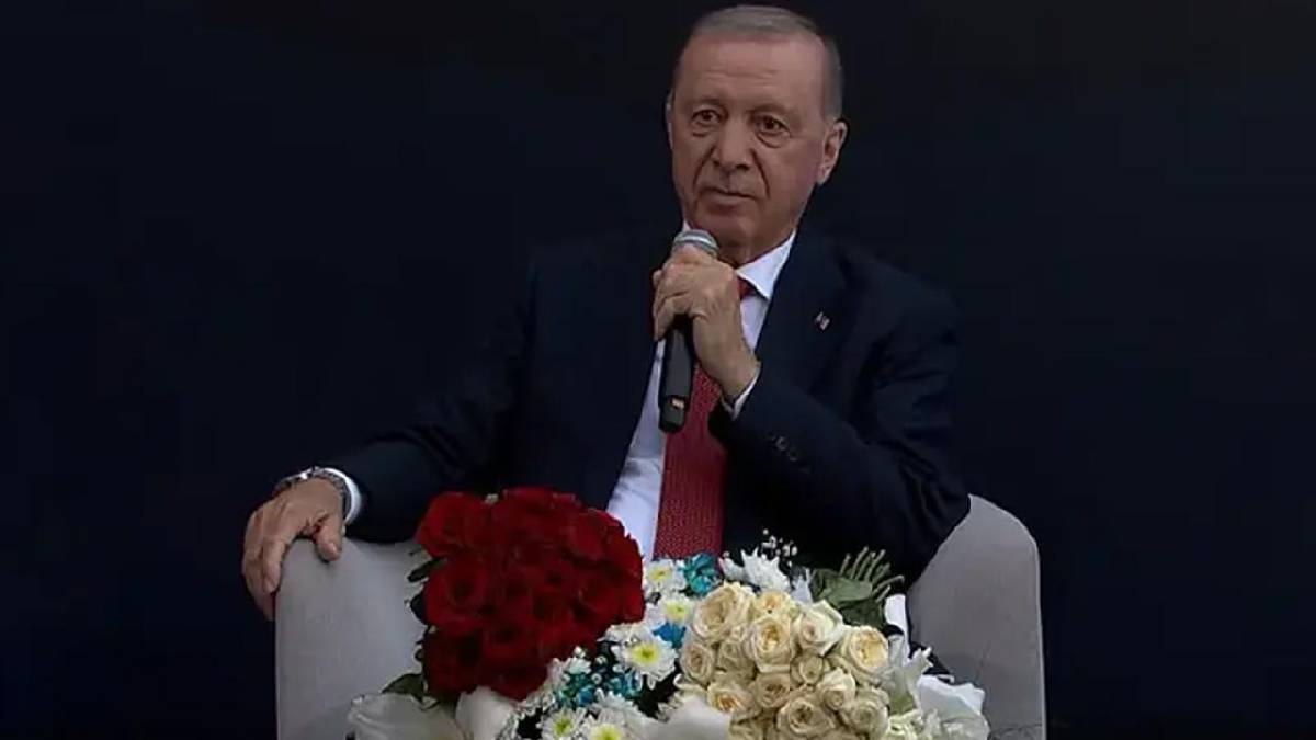 Cumhurbaşkanı Erdoğan: “Gençleri siyasetin merkezine almak bir irade meselesidir”