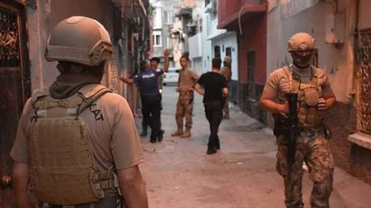 11 ilde terör operasyonu: 39 gözaltı