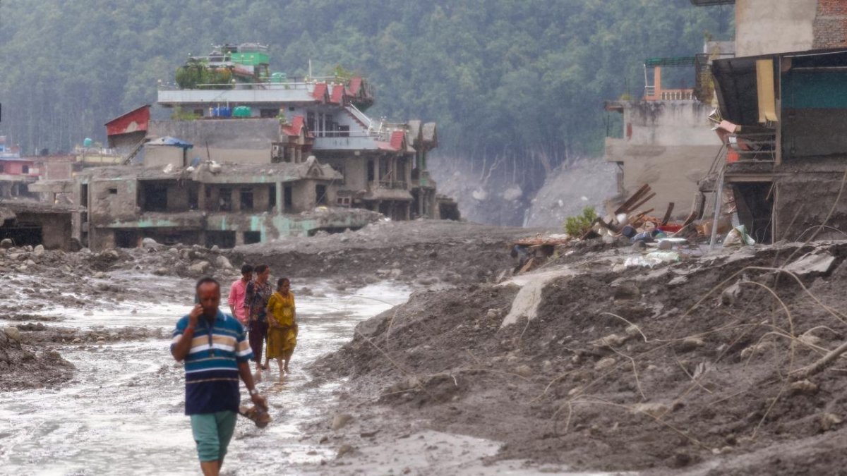 Japonya’dan Nepal’e 2 milyon dolarlık ilave yardım: Cenazelerin kimlik tespiti desteklenecek