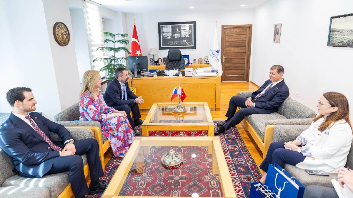 İzmir’den dünyaya yeni kapılar açılıyor