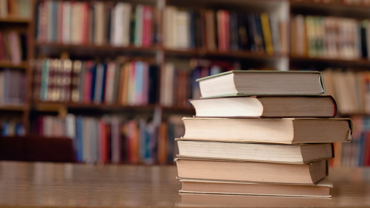 Düzenli kitap okumak Alzheimer riskini azaltıyor