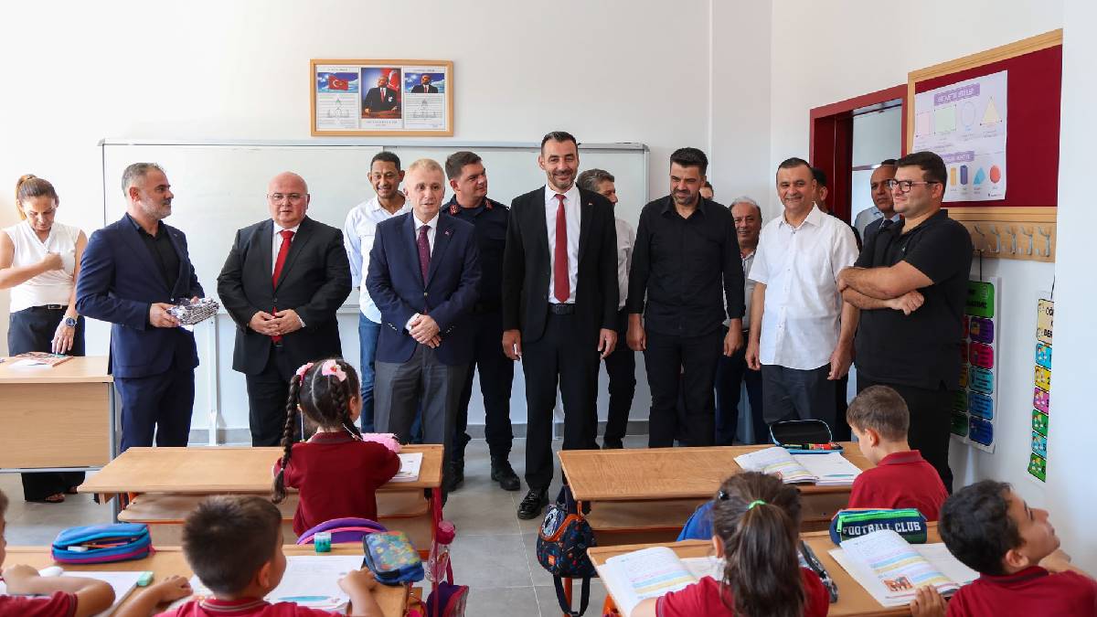 Başkan Vekili Çiçek, Ulukapı’da İlköğretim Haftası programına katıldı