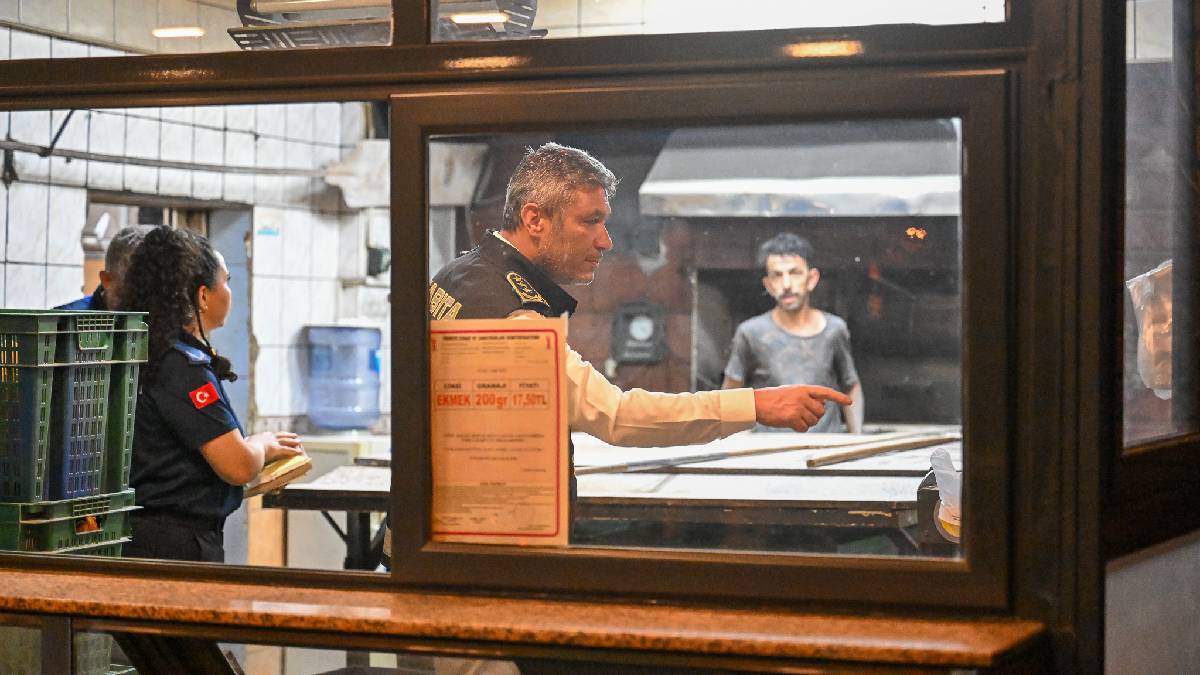 Bornova Belediyesinden fırınlara gece yarısı denetimi