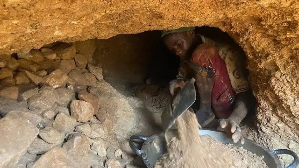 Sudan’daki altın madeni göçüğünde ölü sayısı 82’ye yükseldi