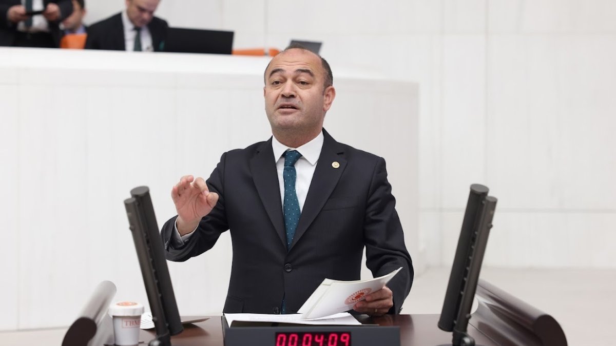 YENİ Parti'li Karabat’tan fon operasyonuna tepki: Bu 10 ayın hesabını kim verecek?