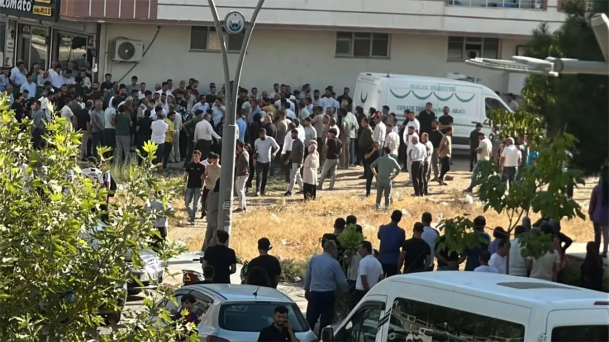 Batman'da baba cinneti: Eşi ve 2 çocuğunu öldürdü, ardından intihar etti