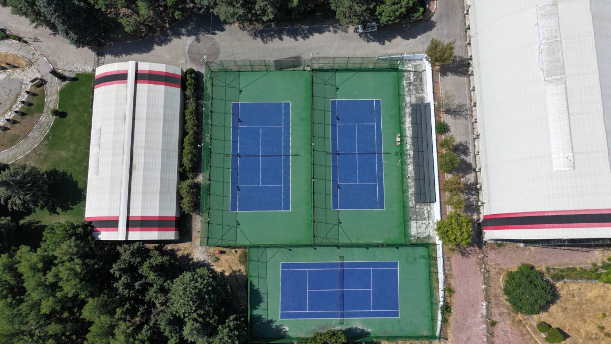 Uşak Belediyesinden müjde: 22 Eylül’de yüzlerce sporcunun katılımıyla Tenis Turnuvası heyecanı başlıyor
