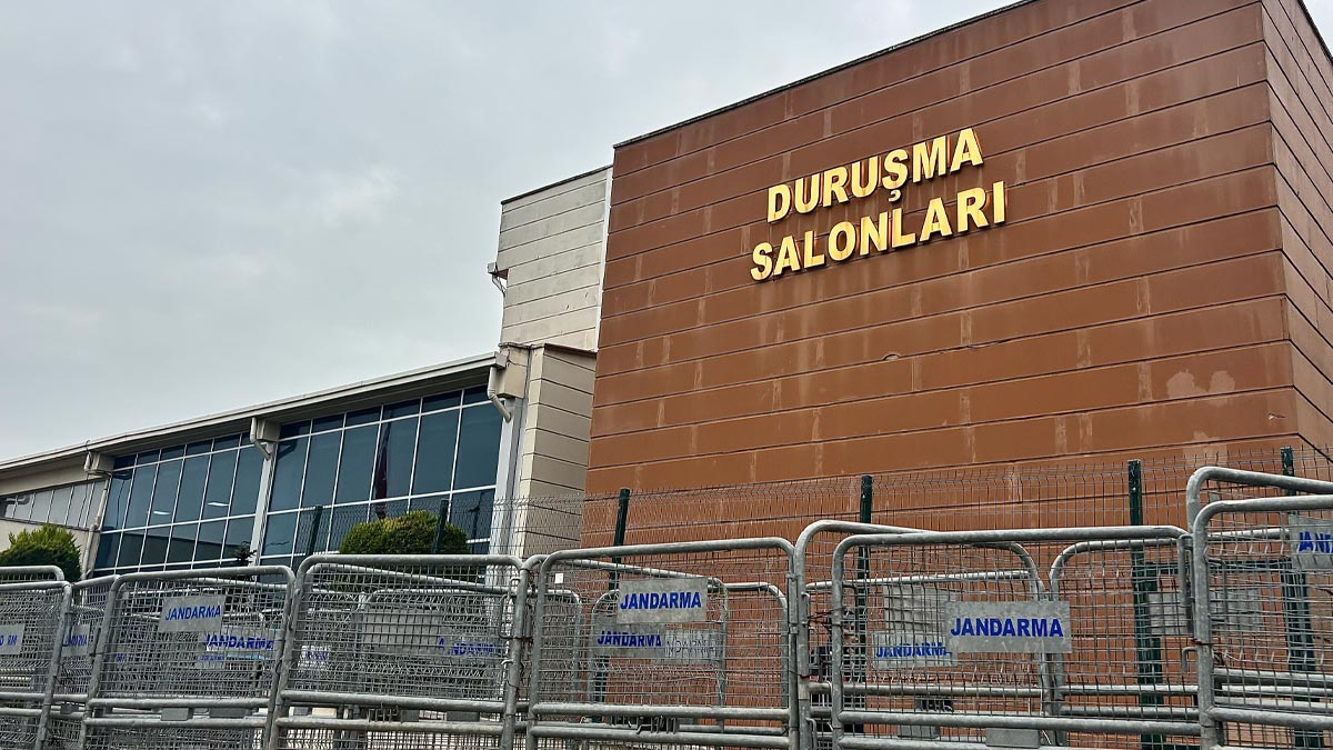 İBB davasında dikkat çeken diyalog: '185 bin 760 doları ona verdim' dedi, karşısına çıkınca tanımadı