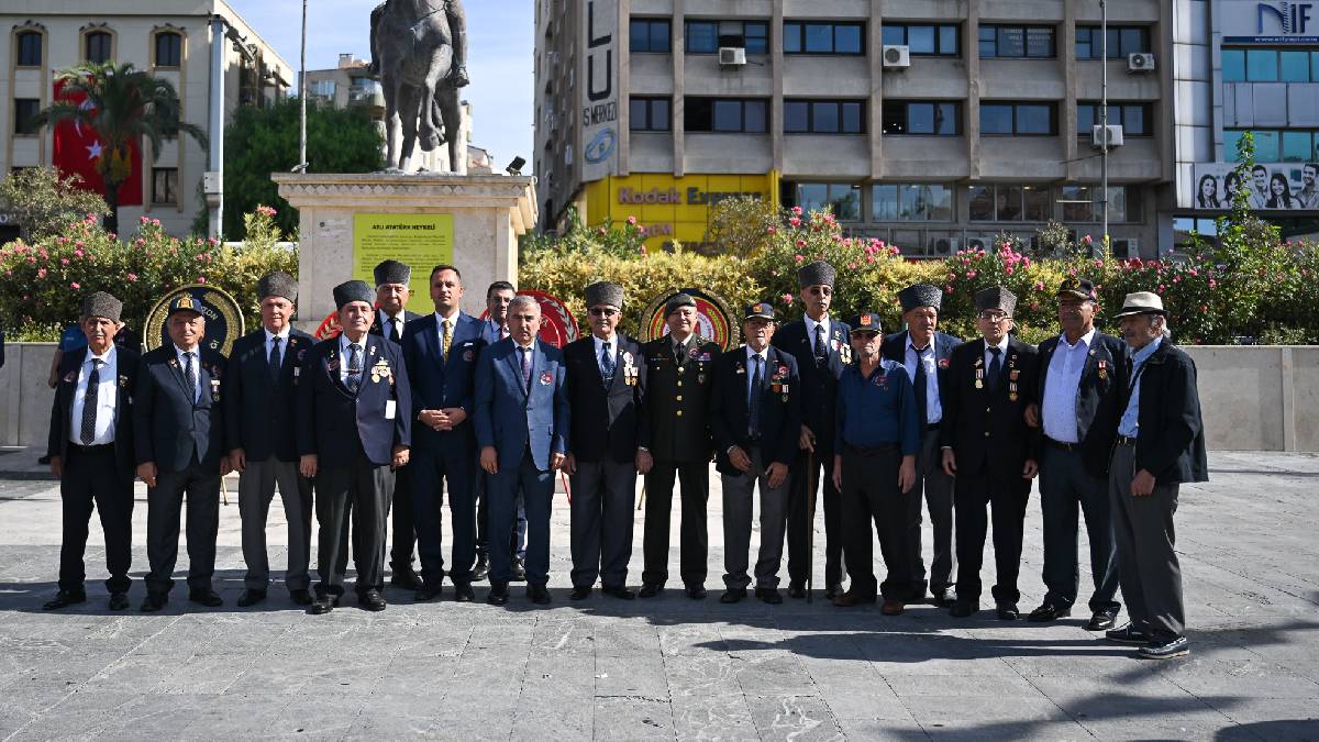 Bornova'da 19 Eylül Gaziler Günü törenle kutlandı