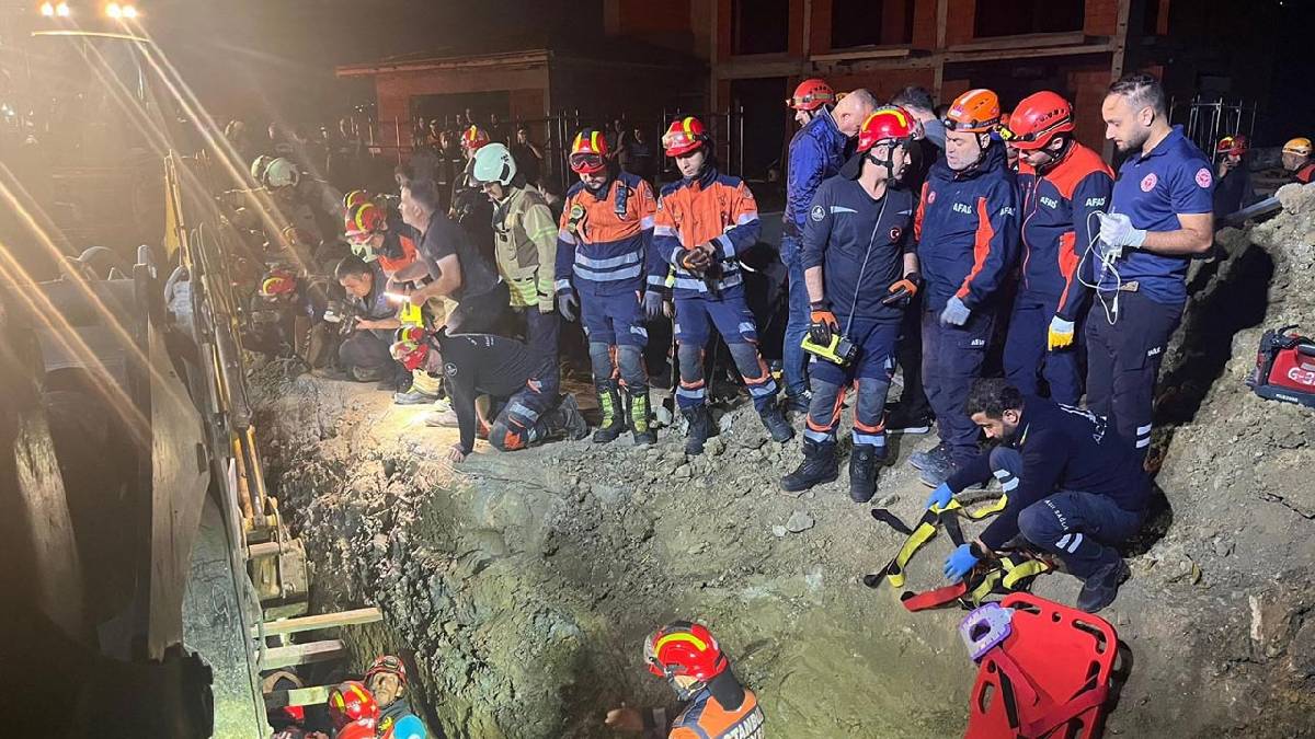 İstanbul'da inşaatta toprak kayması: 2 işçi göçük altında kaldı, 3 gözaltı