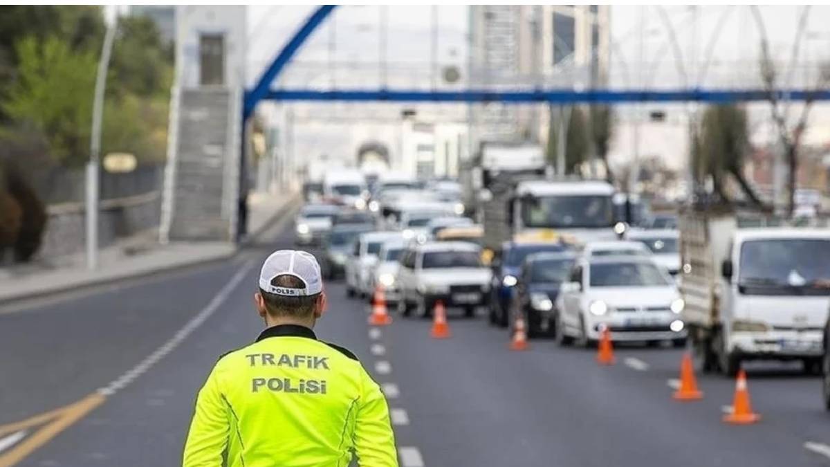 İstanbul'da koşu etkinliği nedeniyle Fatih ve Beyoğlu'nda yol kapatmaları